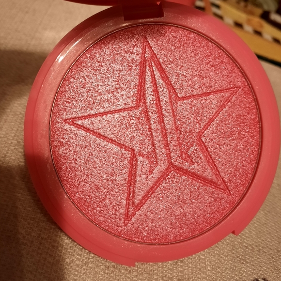 Jeffree Star Cosmetics Highlighter - Picture 3 of 3